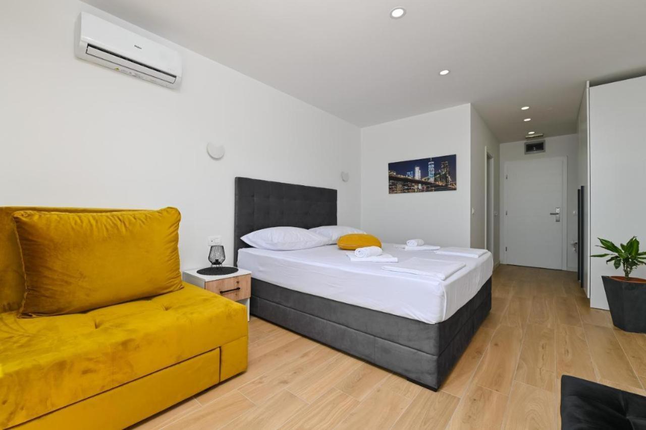 Boutique Ivy'z Hotel Novalja
