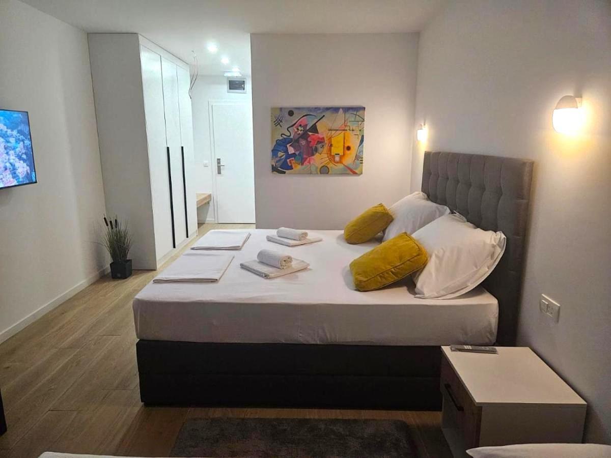 Boutique Ivy'z Hotel Novalja