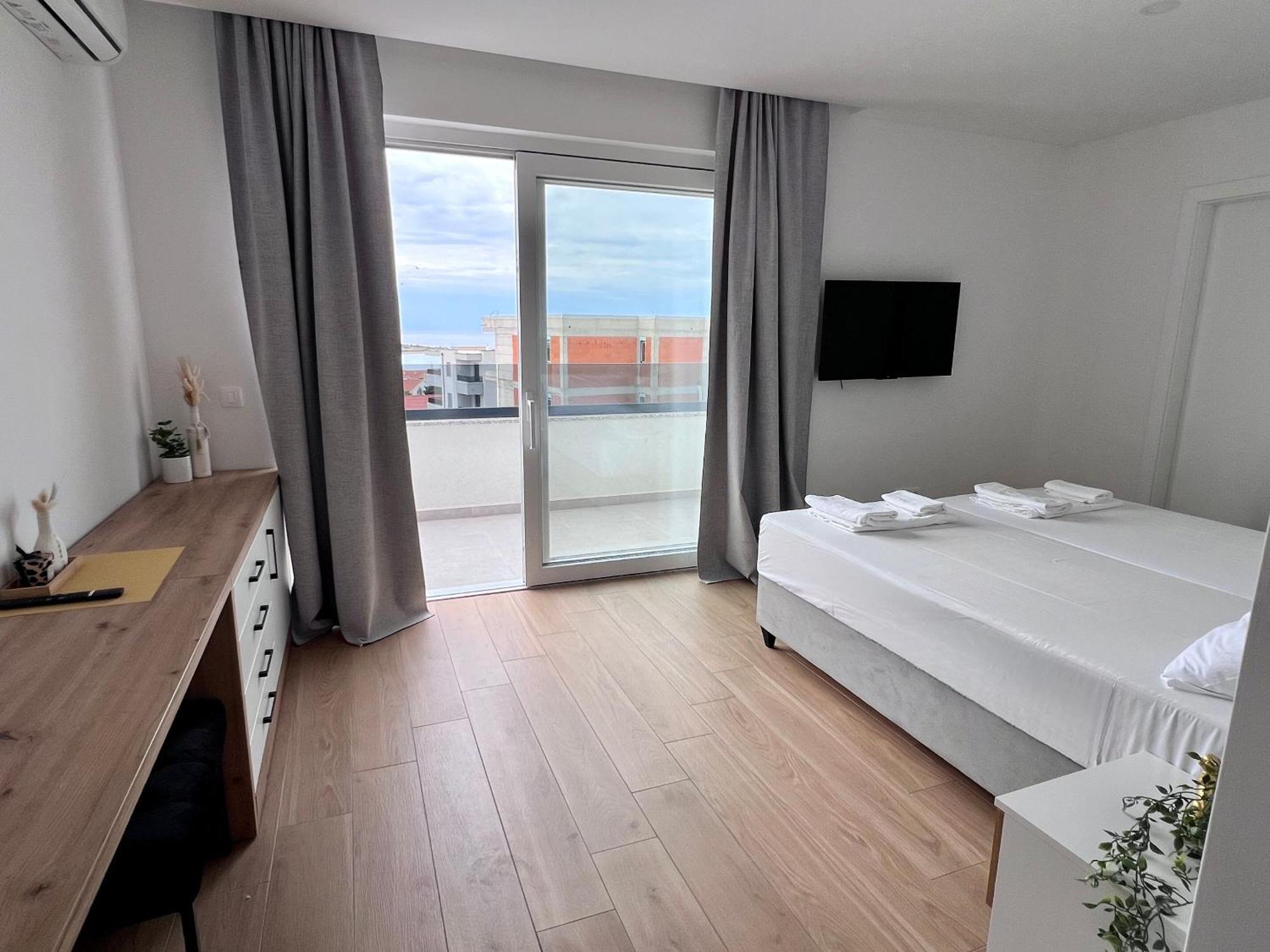 Hotel Boutique Ivy'z Novalja